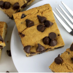 chocolate chip brownies, healthy snacks, high protein, low calorie, healthy eating