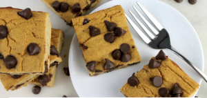 chocolate chip brownies, healthy snacks, high protein, low calorie, healthy eating